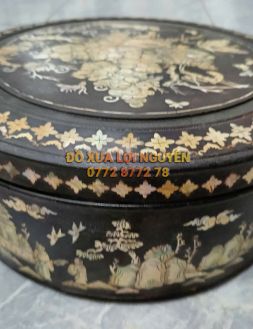 Tráp bánh mứt xưa. Gỗ gõ mật