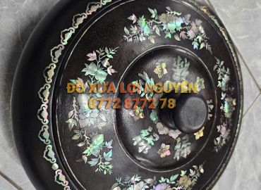 Tráp tròn bánh kẹo, gỗ gõ mật, cẩn ốc đẹp