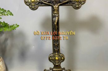 Thánh giá bằng đồng