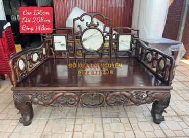 Giường tam thành gỗ trắc ta xưa. Ván liền không chấp ghép