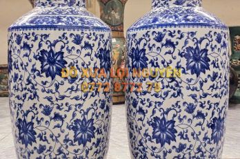 Cặp bình vẽ cúc dây, gốm tàu