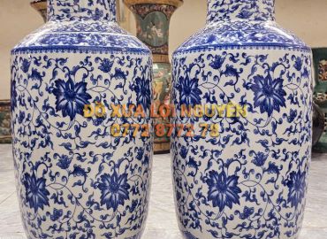Cặp bình vẽ cúc dây, gốm tàu