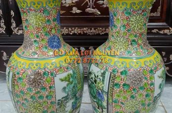 Cặp bình gốm tàu tích người