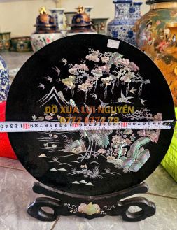 Dĩa tranh tích tùng hạt, gỗ gõ mật