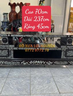 Kệ Tivi cẩn ốc đẹp, gỗ gõ mật