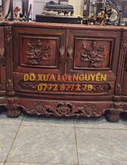 Tủ tivi gỗ cẩm lai xưa, đục hoa hồng