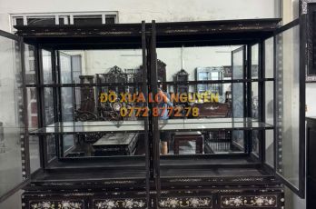 Tủ trưng bày gỗ gõ mật chuẩn xưa