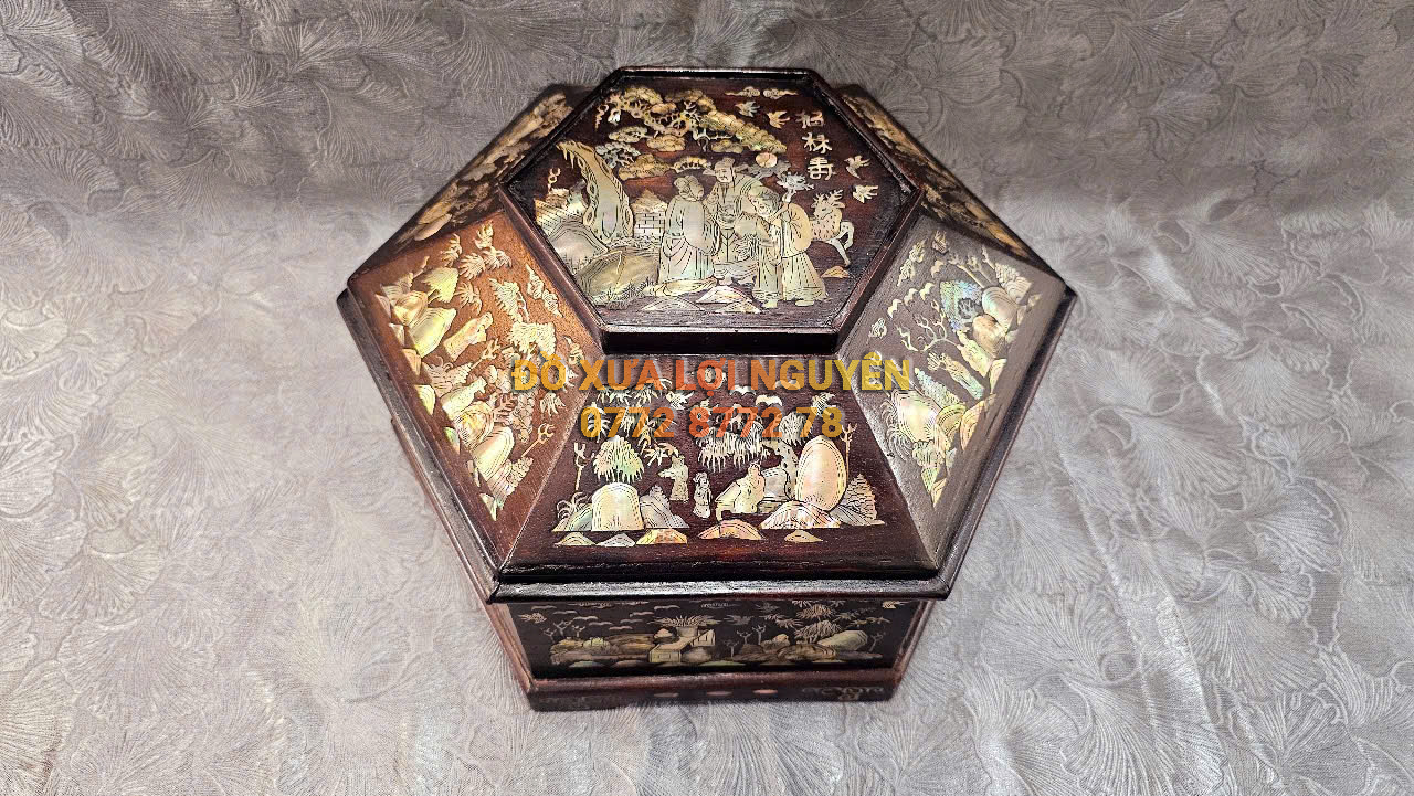 Tráp bánh mứt, Gỗ gõ mật