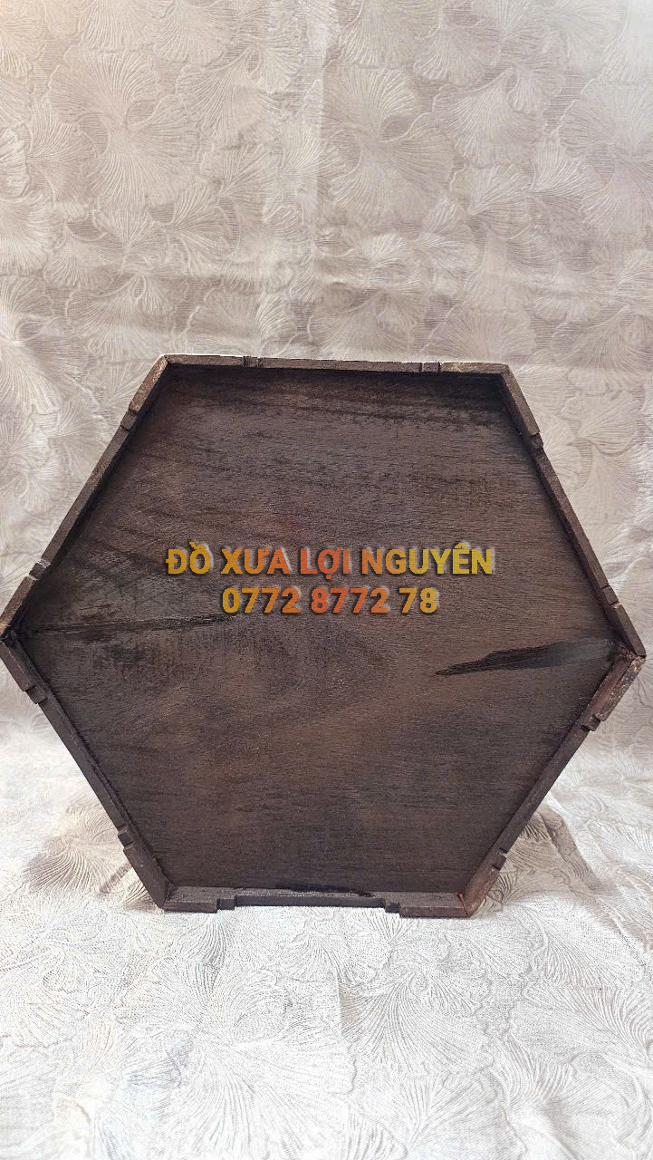 Tráp bánh mứt, Gỗ gõ mật