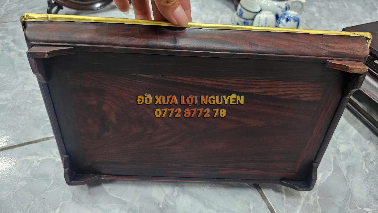 Khai trà gỗ trắc ta, cẩn ốc tinh sảo, bọc đồng vip