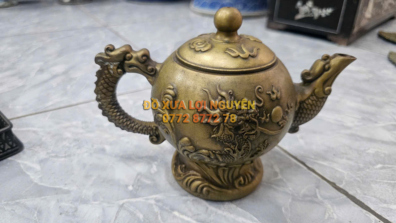 Bộ tách trà chất liệu đồng xưa