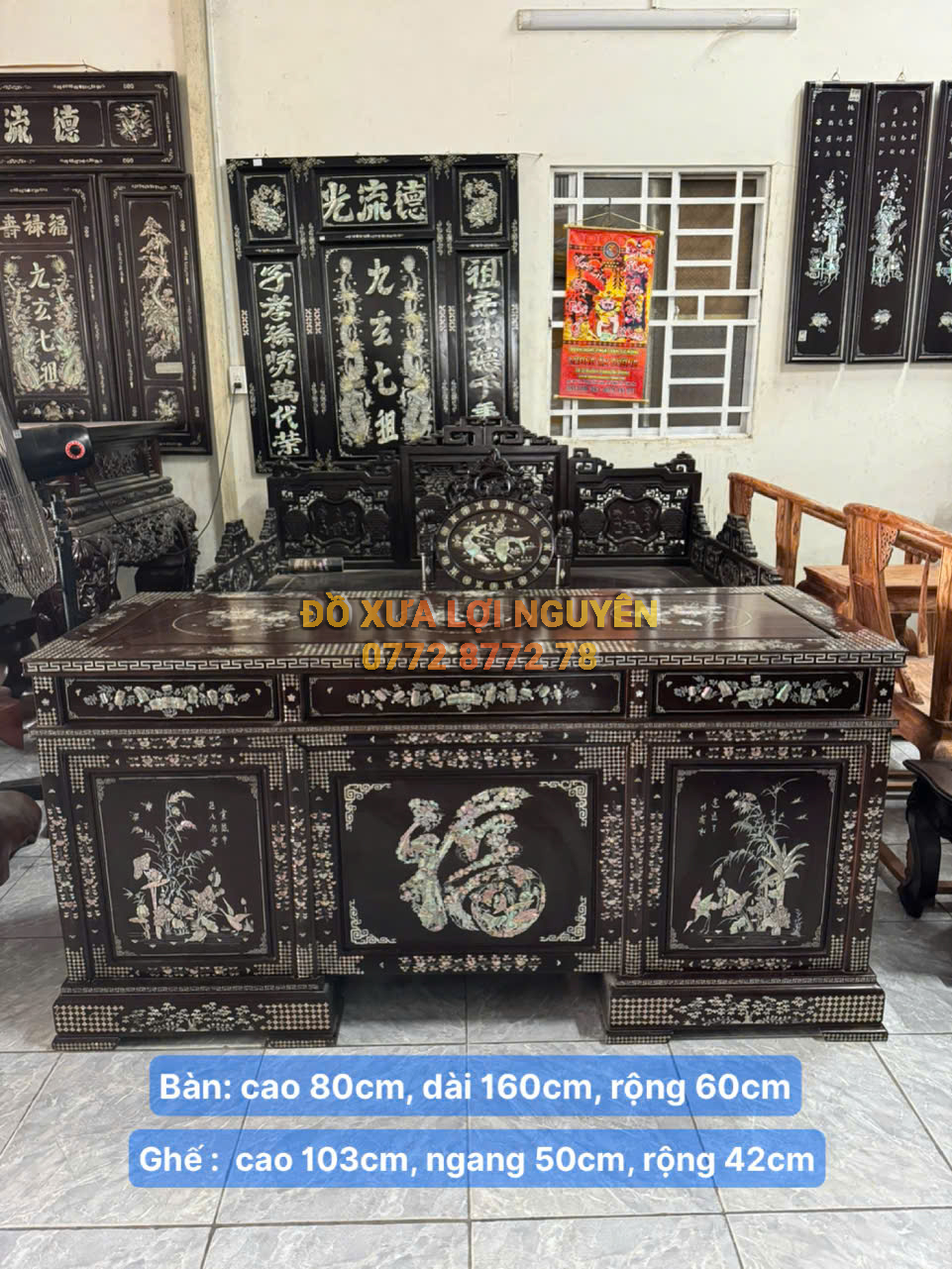 Bàn làm việc gỗ gõ mật cẩn ốc đẹp