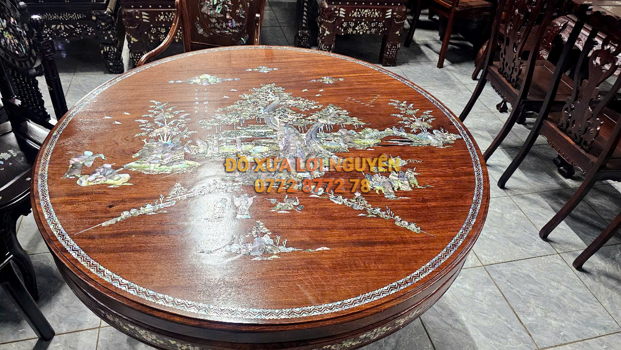 Bộ bàn tròn. 9 món, gỗ hương ta, mặt 1 tấm, dày 5 phân