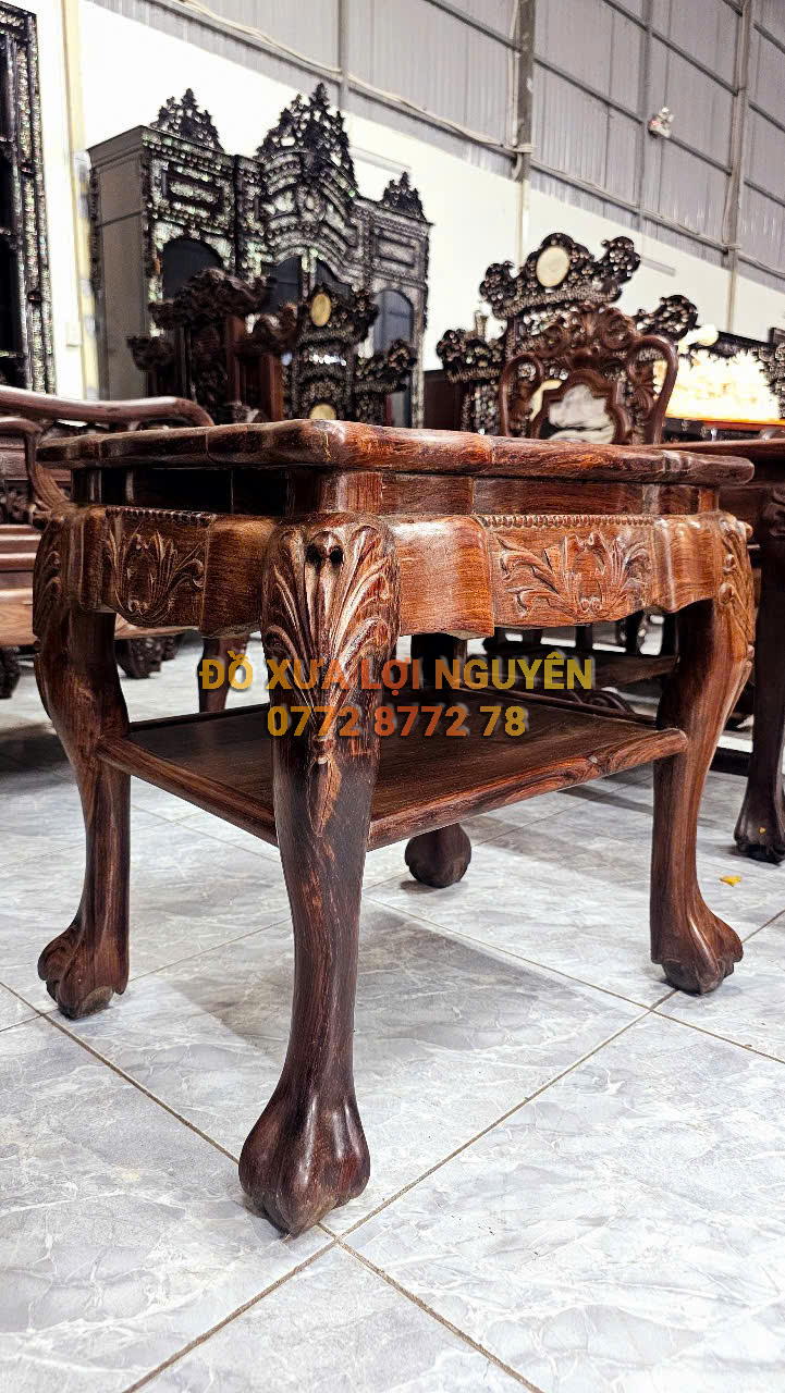 Bộ bàn hoa lá tây, gỗ trắc ta xưa đục trạm sắc nét