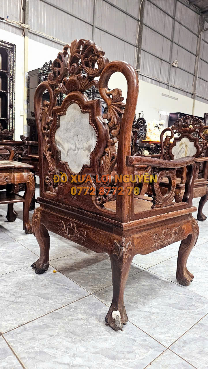 Bộ bàn hoa lá tây, gỗ trắc ta xưa đục trạm sắc nét