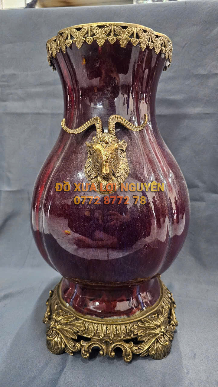 Bình gốm Tàu xuất Âu bọc đồng vip