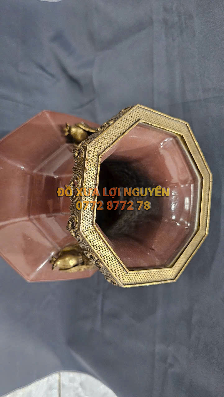 Bình gốm Tàu xuất Âu bọc đồng vip