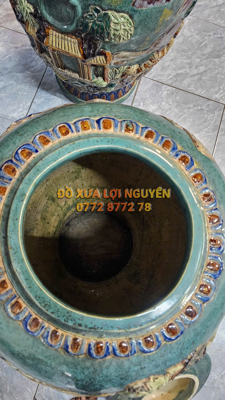 Cặp choé gốm biên hoà, cao to. Rất đẹp