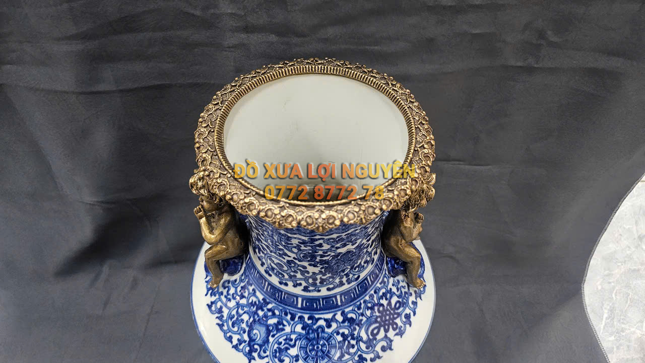 Bình gốm Tàu xuất Âu bọc đồng vip