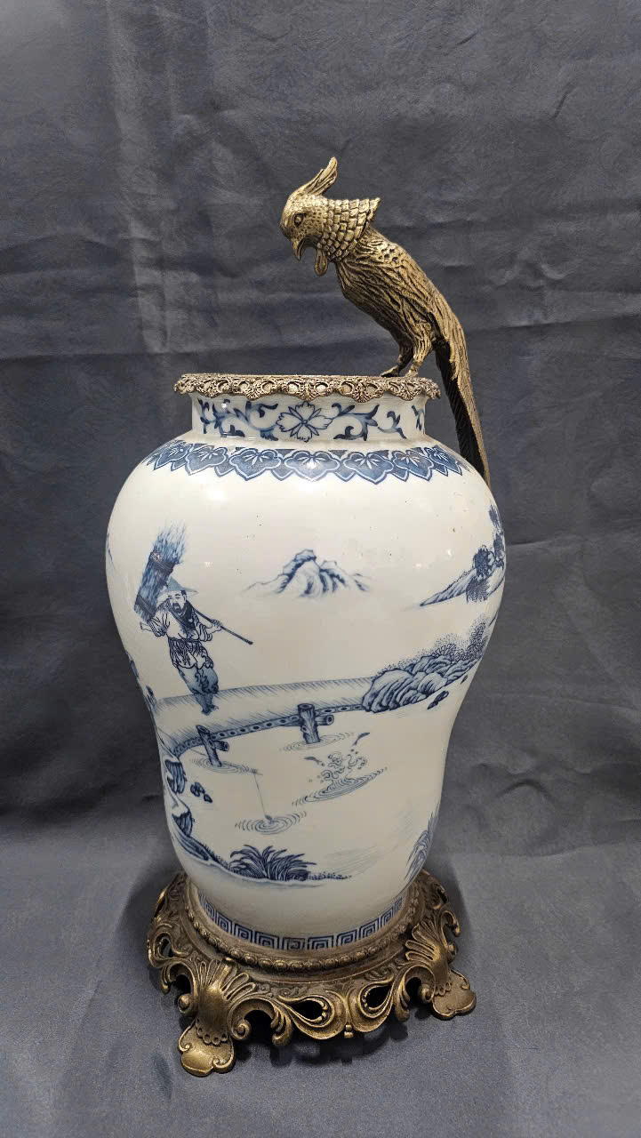 Bình gốm Tàu xuất Âu bọc đồng vip