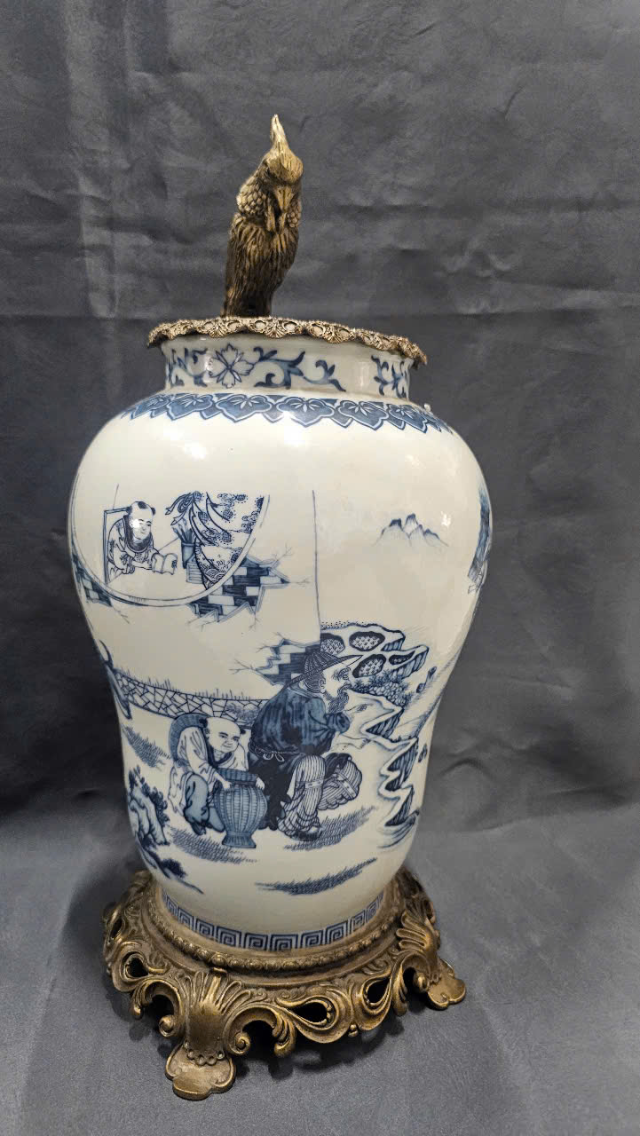 Bình gốm Tàu xuất Âu bọc đồng vip