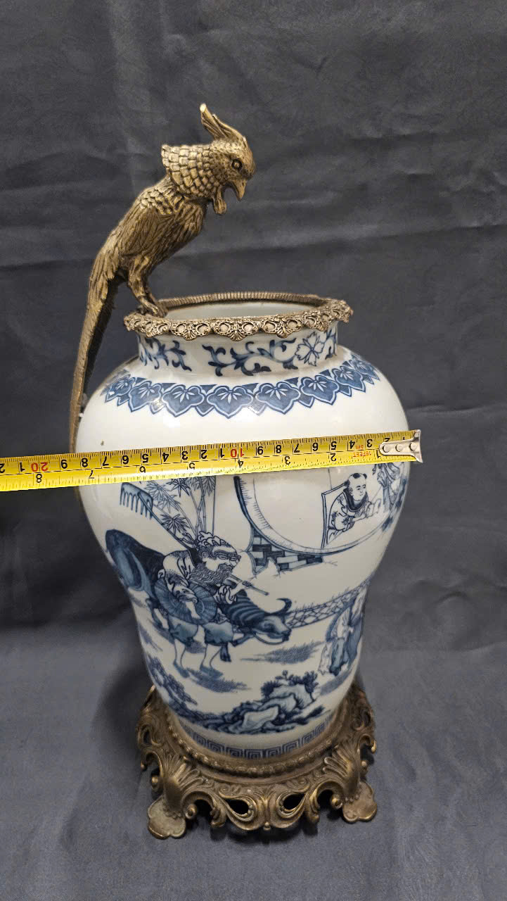 Bình gốm Tàu xuất Âu bọc đồng vip