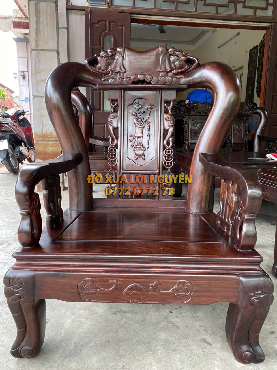 Bộ bàn quốc voi 10 món, gỗ trắc ta xưa, tay 12 hiếm gặp