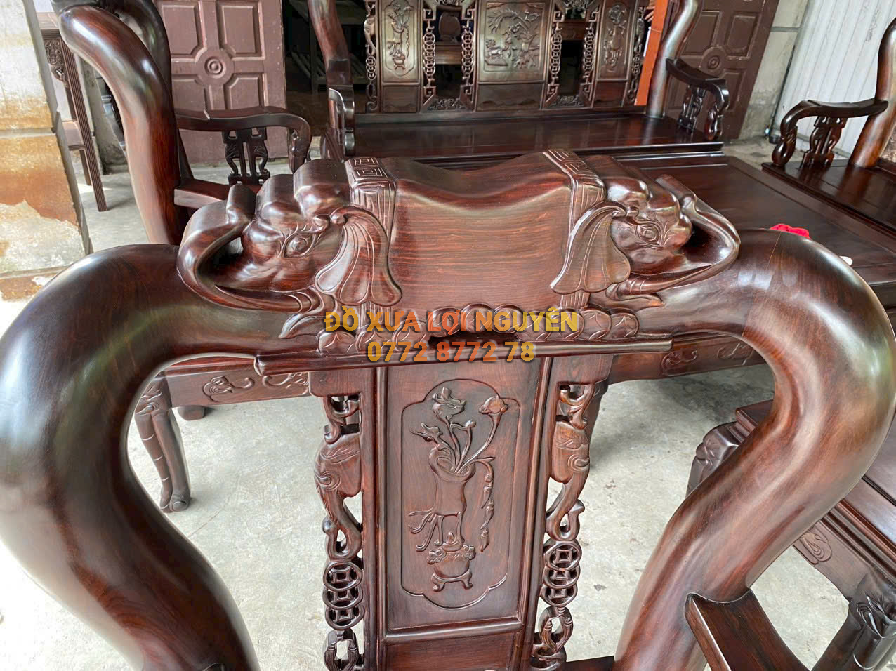 Bộ bàn quốc voi 10 món, gỗ trắc ta xưa, tay 12 hiếm gặp