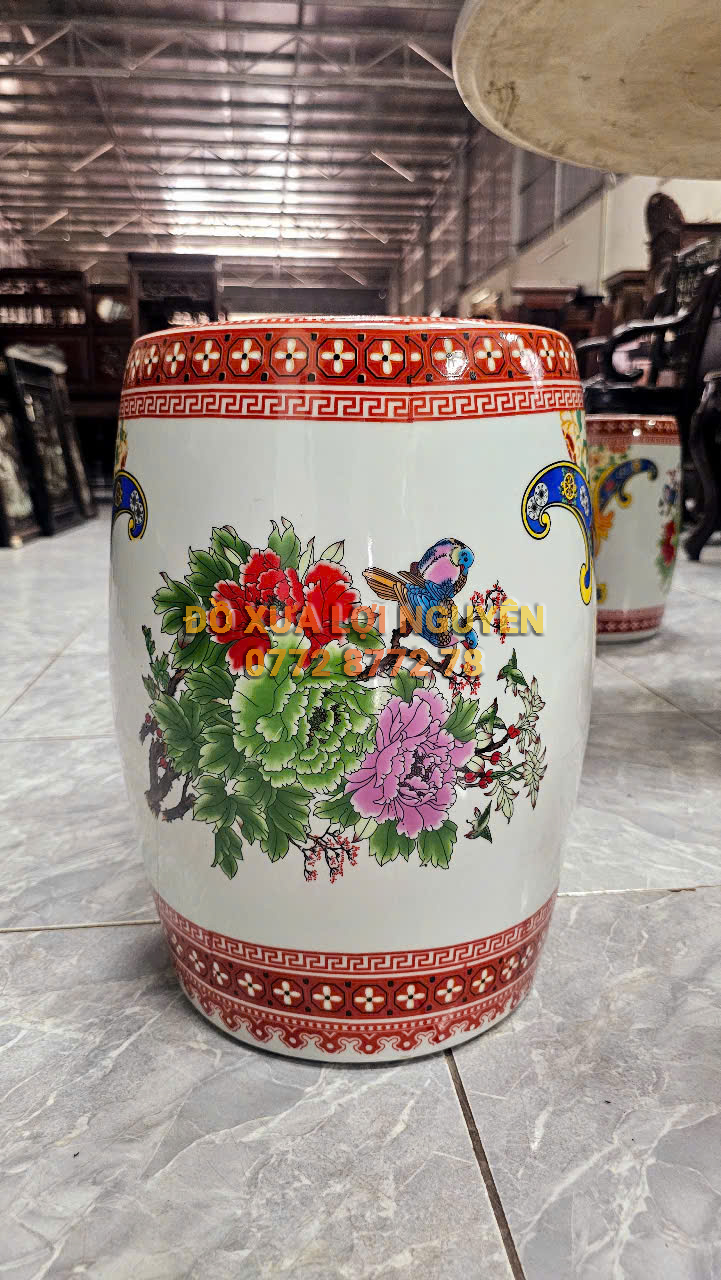 Bộ bàn gốm tàu vip. Vẽ tích chim hoa