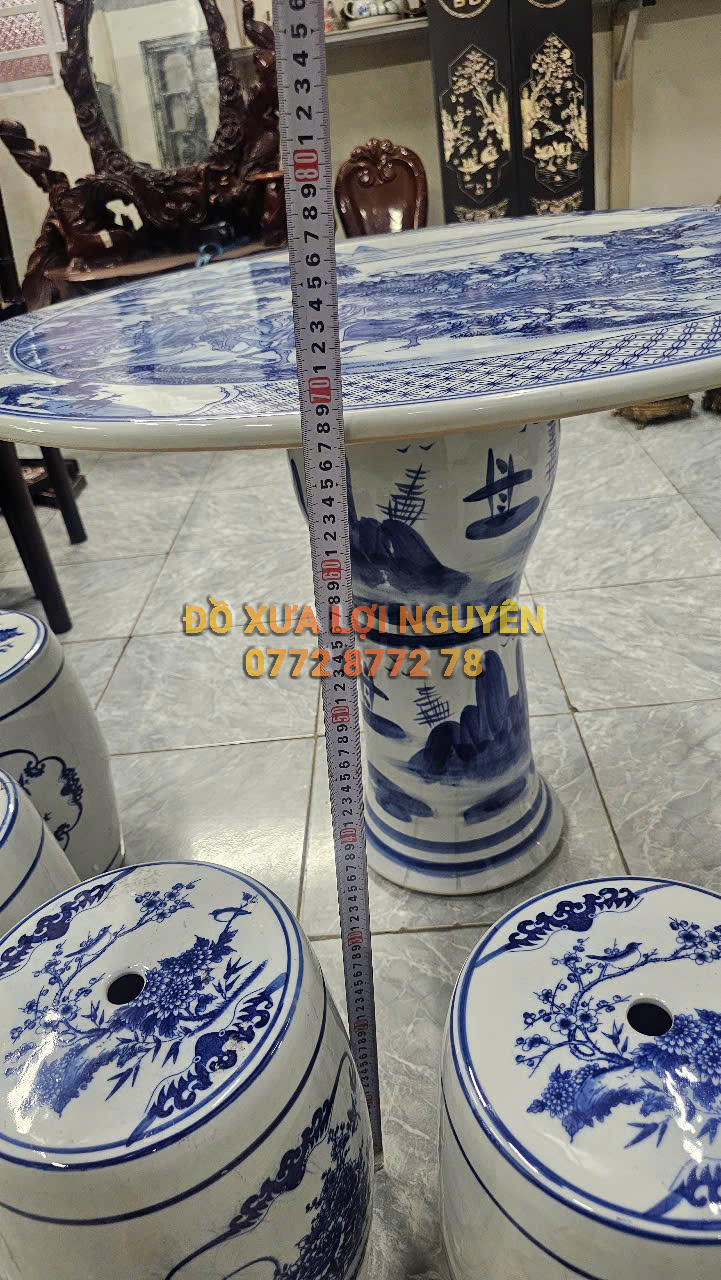 Bộ bàn gốm Tàu men lam, vẽ bát tiên tuyệt đẹp