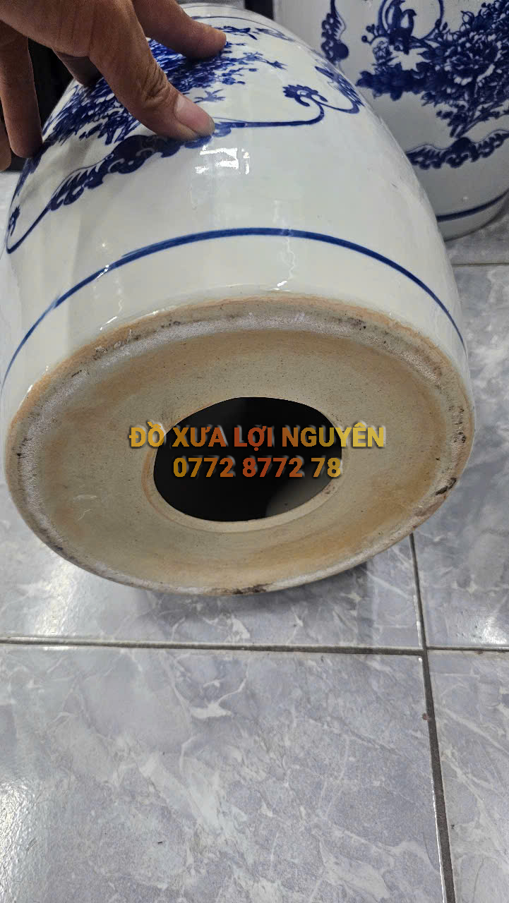 Bộ bàn gốm Tàu men lam, vẽ bát tiên tuyệt đẹp