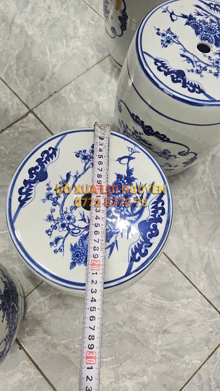 Bộ bàn gốm Tàu men lam, vẽ bát tiên tuyệt đẹp