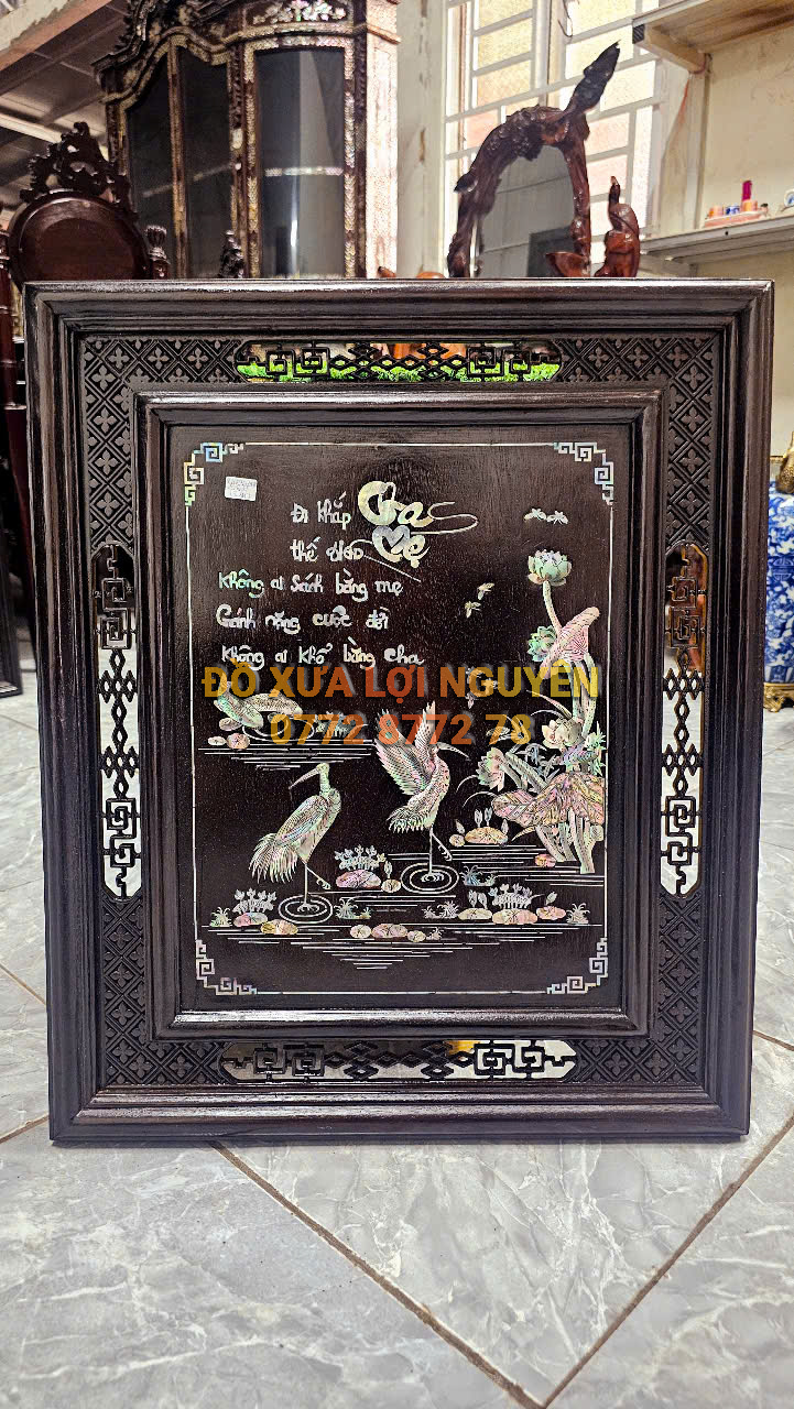 Tranh cha mẹ cẩn ốc xưa, gỗ gõ mật
