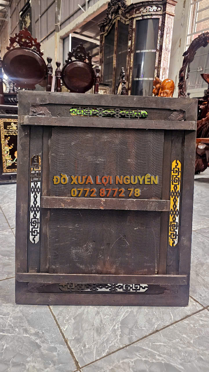 Tranh cha mẹ cẩn ốc xưa, gỗ gõ mật