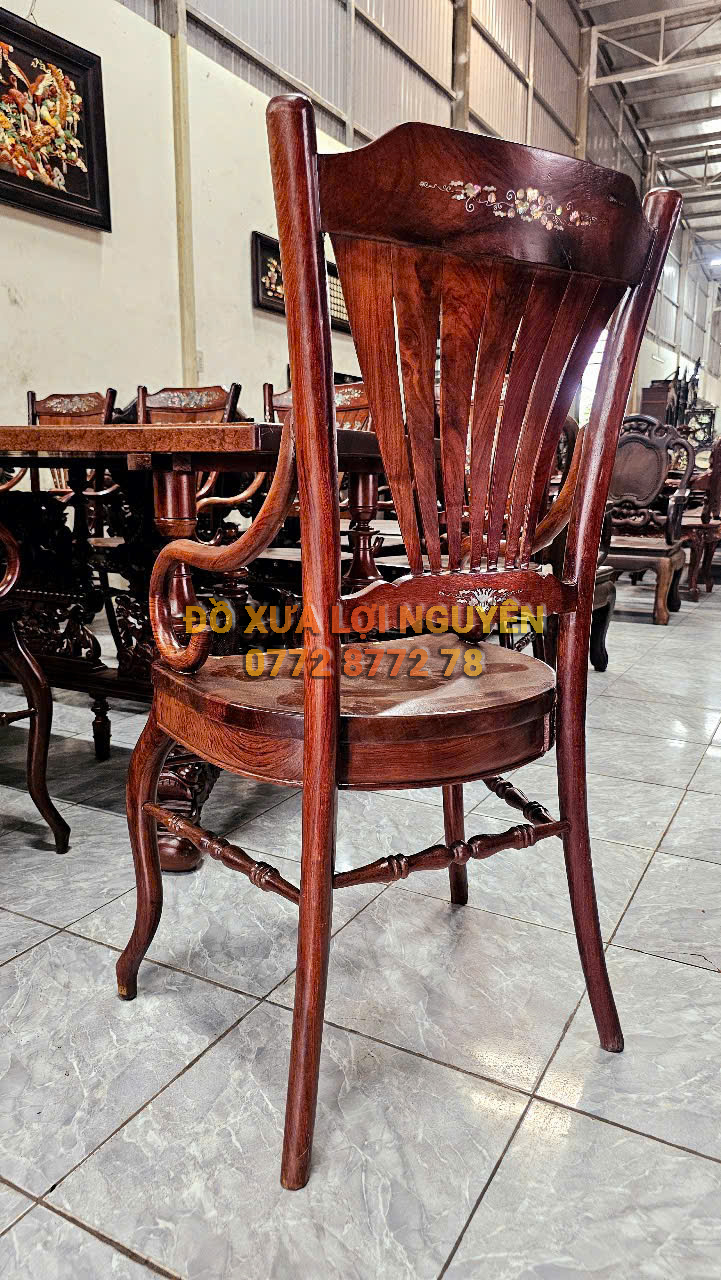 Bộ bàn ăn gỗ hương 9 món, mặt dày 5 cm