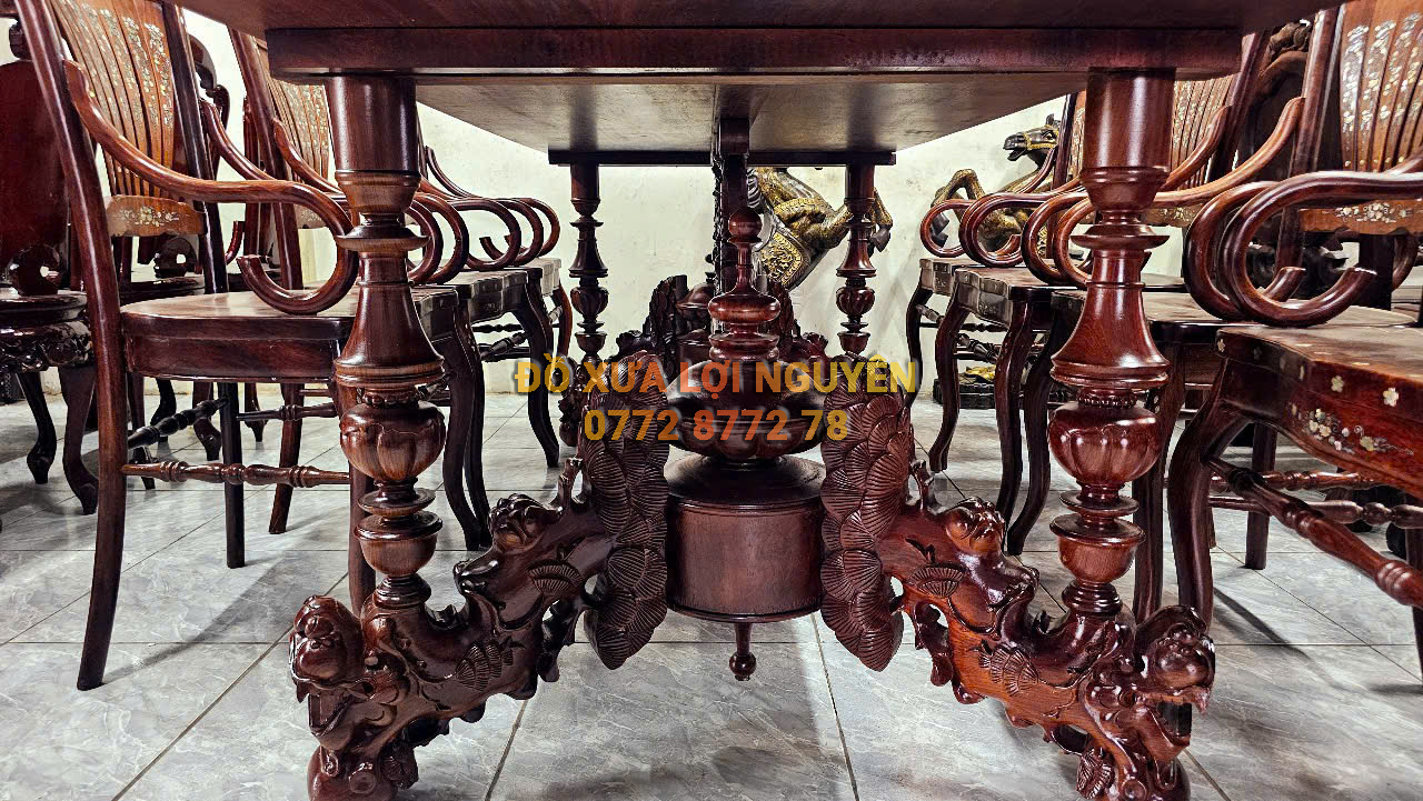 Bộ bàn ăn gỗ hương 9 món, mặt dày 5 cm