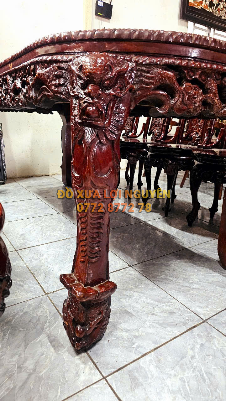 Bộ bàn gỗ hương ta 11 món đẹp