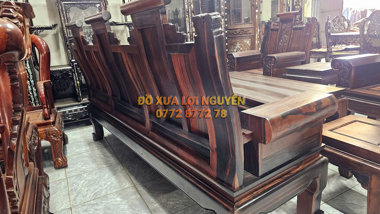 Bộ bàn 6 món, Gỗ mun ta xưa