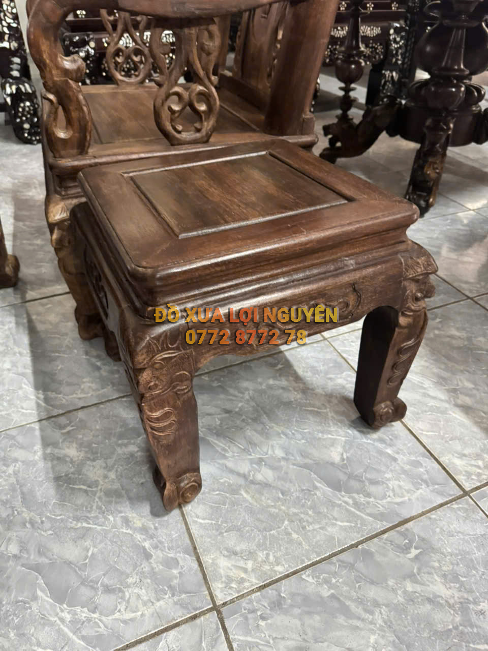 Bộ bàn gỗ cẩm thị xưa đẹp