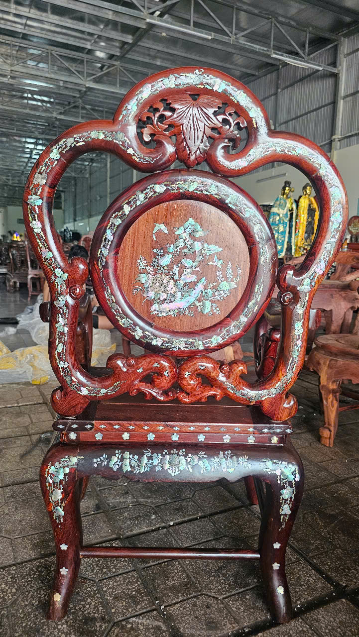 Bộ bàn cẩm lai 7 món, cẩn ốc đỏ siêu vip