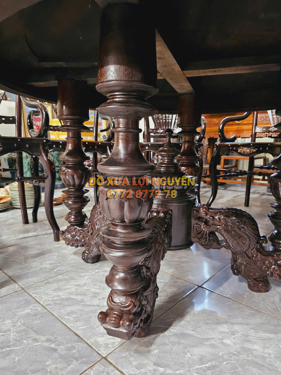 Bộ bàn ăn 8 món, ghế quạt cẩn 2 mặt, gỗ gõ