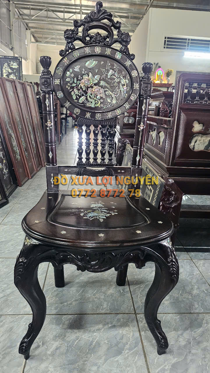 Bộ bàn ăn Louis 9 món, cẩn ốc vip