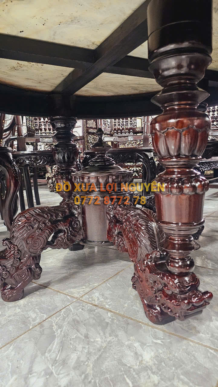 Bàn ăn 9 món gỗ gõ mật, mặt đá tàu