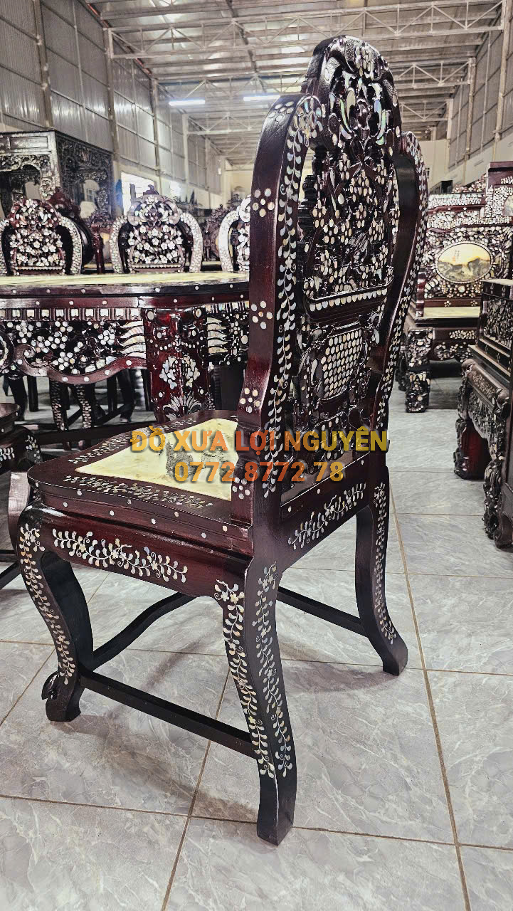 Bàn hội nghị, bàn ăn 11 món cẩn ốc tứ diện, gỗ gõ mật