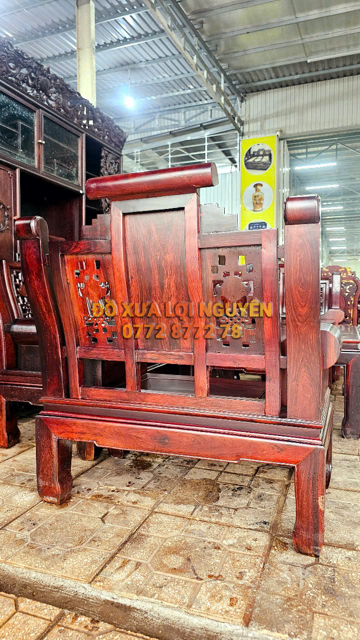 Bộ bàn gỗ cẩm lai xưa, 6 món đẹp