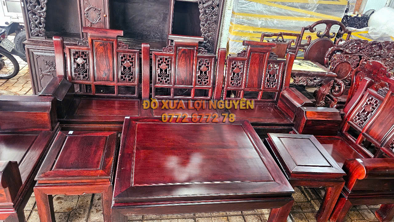 Bộ bàn gỗ cẩm lai xưa, 6 món đẹp