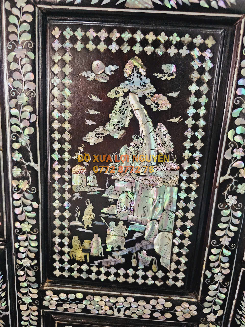 Bộ bàn ghế sang trọng, cẩn ốc tứ diện, gỗ gõ mật