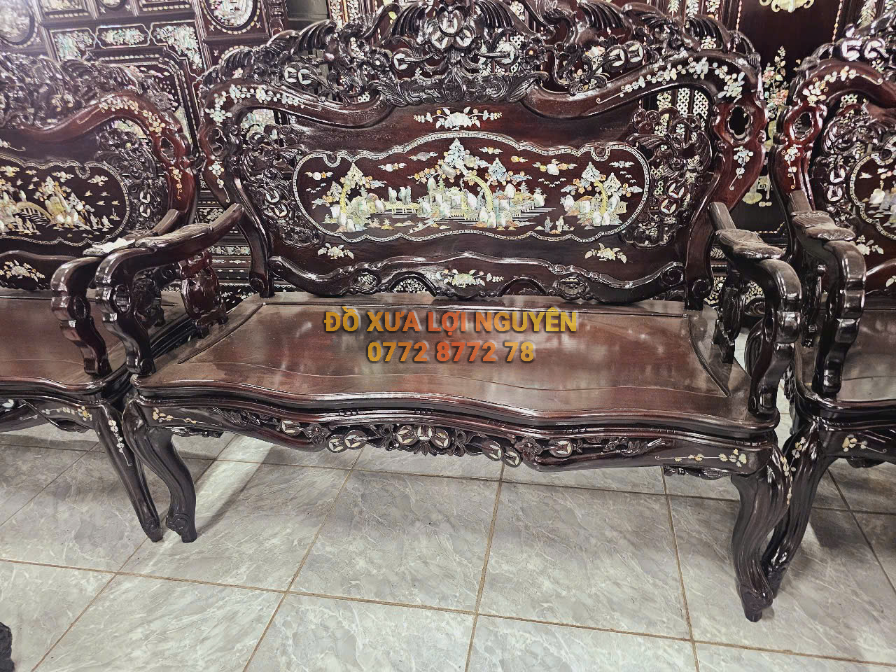 Bộ bàn Louis khánh dơi 9 món, cẩn ốc đẹp, gỗ gõ mật