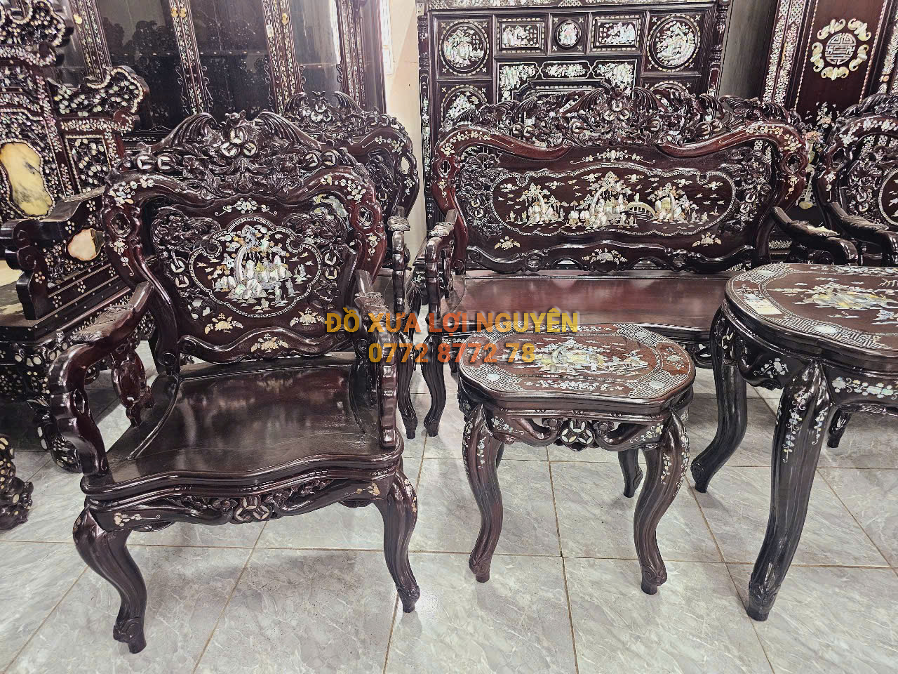 Bộ bàn Louis khánh dơi 9 món, cẩn ốc đẹp, gỗ gõ mật