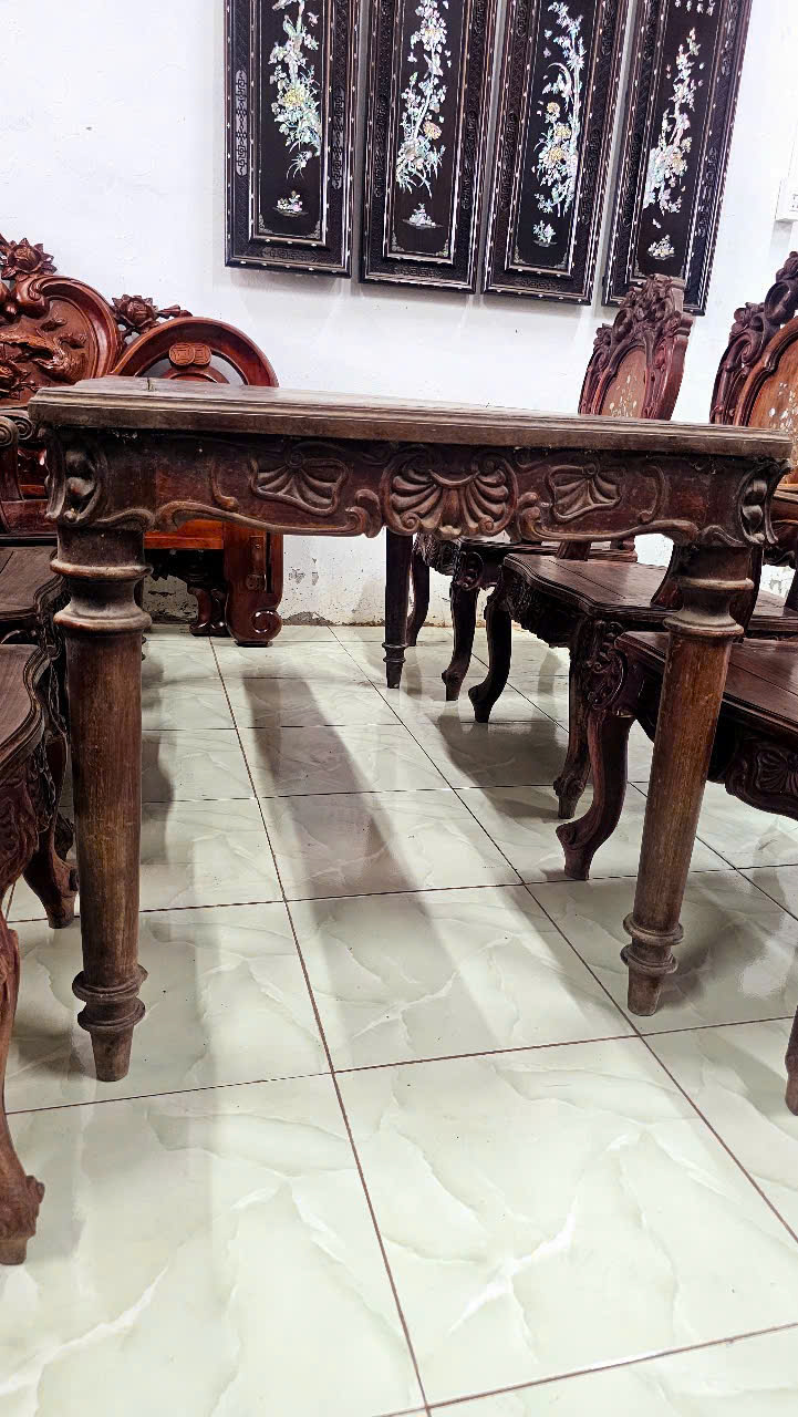 Bộ bàn gỗ gõ mật chuẩn xưa, 7 món, trạm đục hoa lá tây